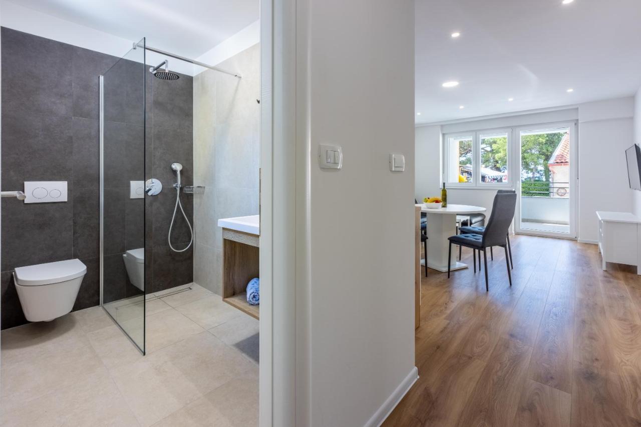 Luxury Apartments Lovorka 1 & 2**** Selce Luaran gambar