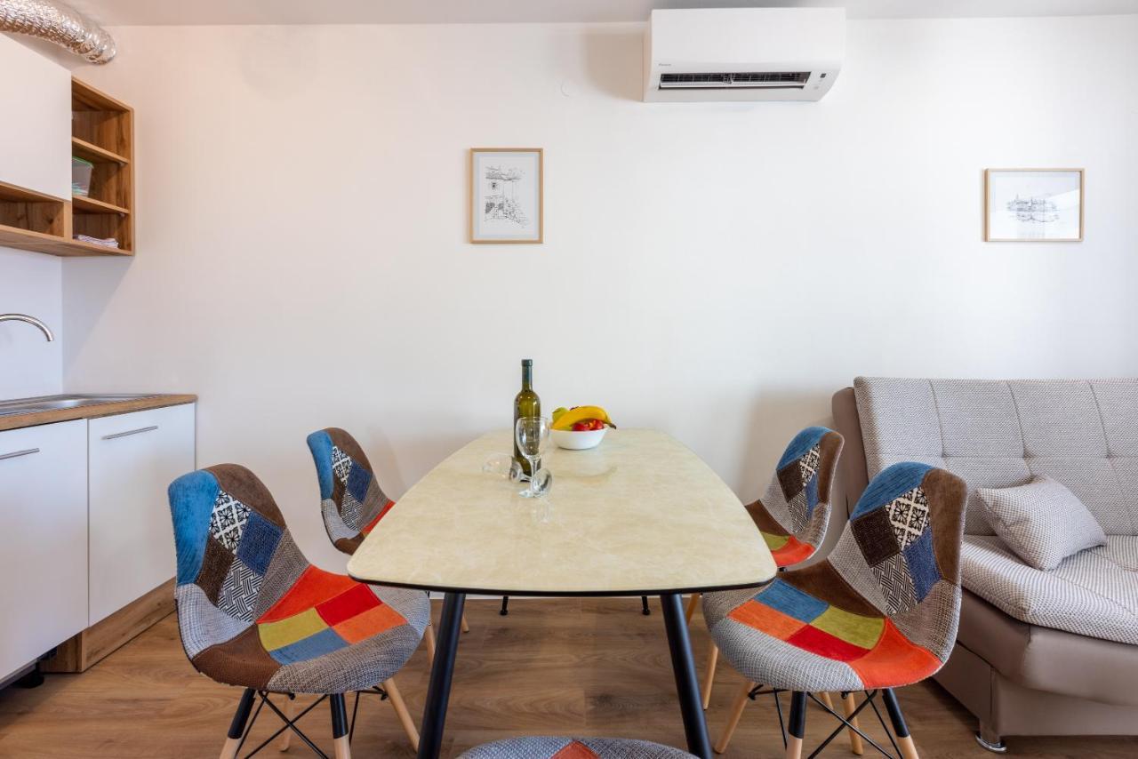 Luxury Apartments Lovorka 1 & 2**** Selce Luaran gambar